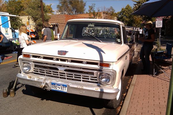 1966 Ford F250 Urban Truck Farm