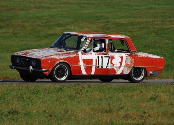 The Scuderia Arugginito'69 Alfa Berlina managed to lead the race for much