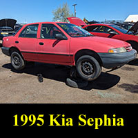 Junkyard 1995 Kia Sephia